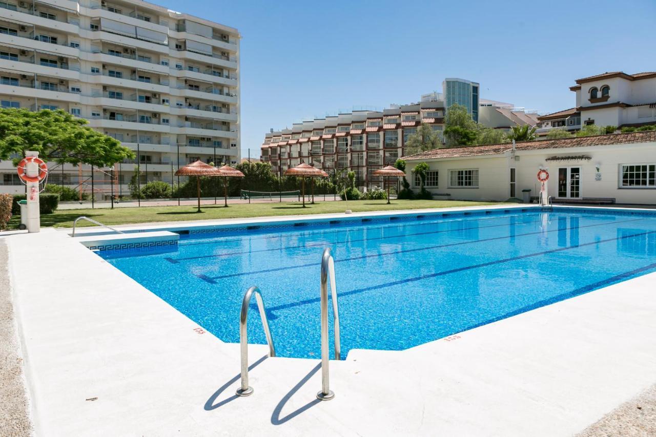 Malagadevacaciones - La Carihuela Palace Torremolinos Bagian luar foto